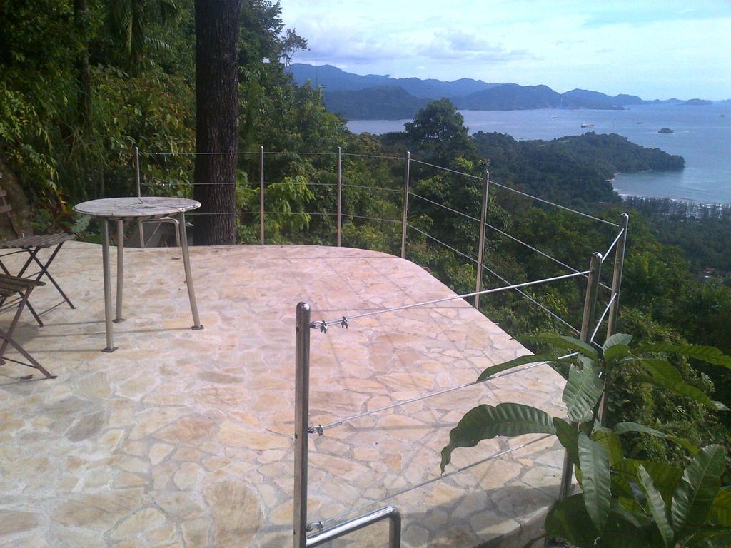Air Manis Hill Residence Padang  Exteriör bild